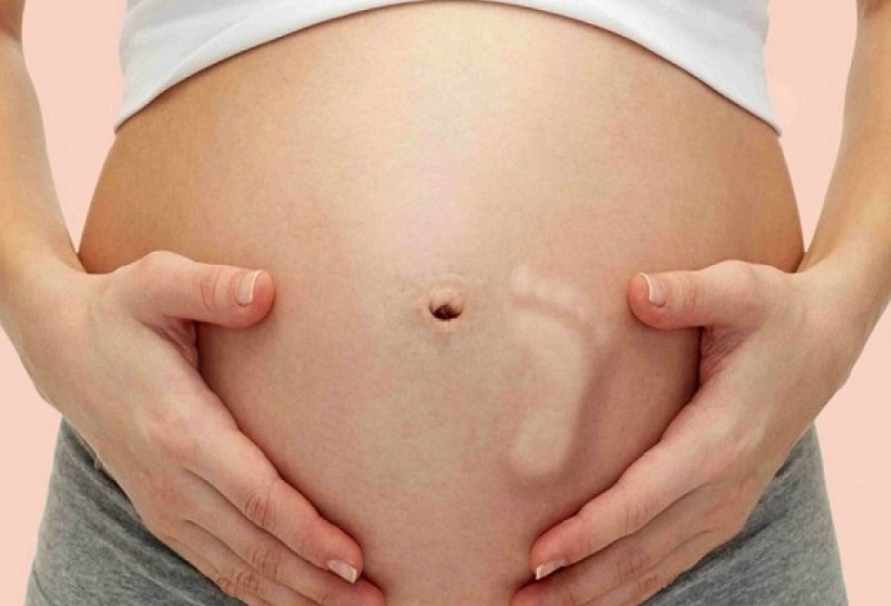 Mẹ bầu nên biết: tại sao thai nhi đạp nhiều vào tháng cuối?