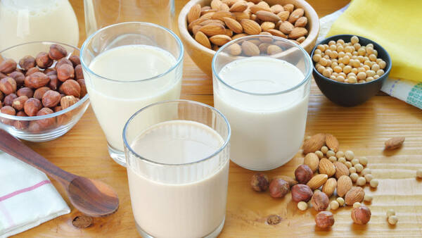Giải đáp - Liệu uống sữa đậu nành có mập lên không?